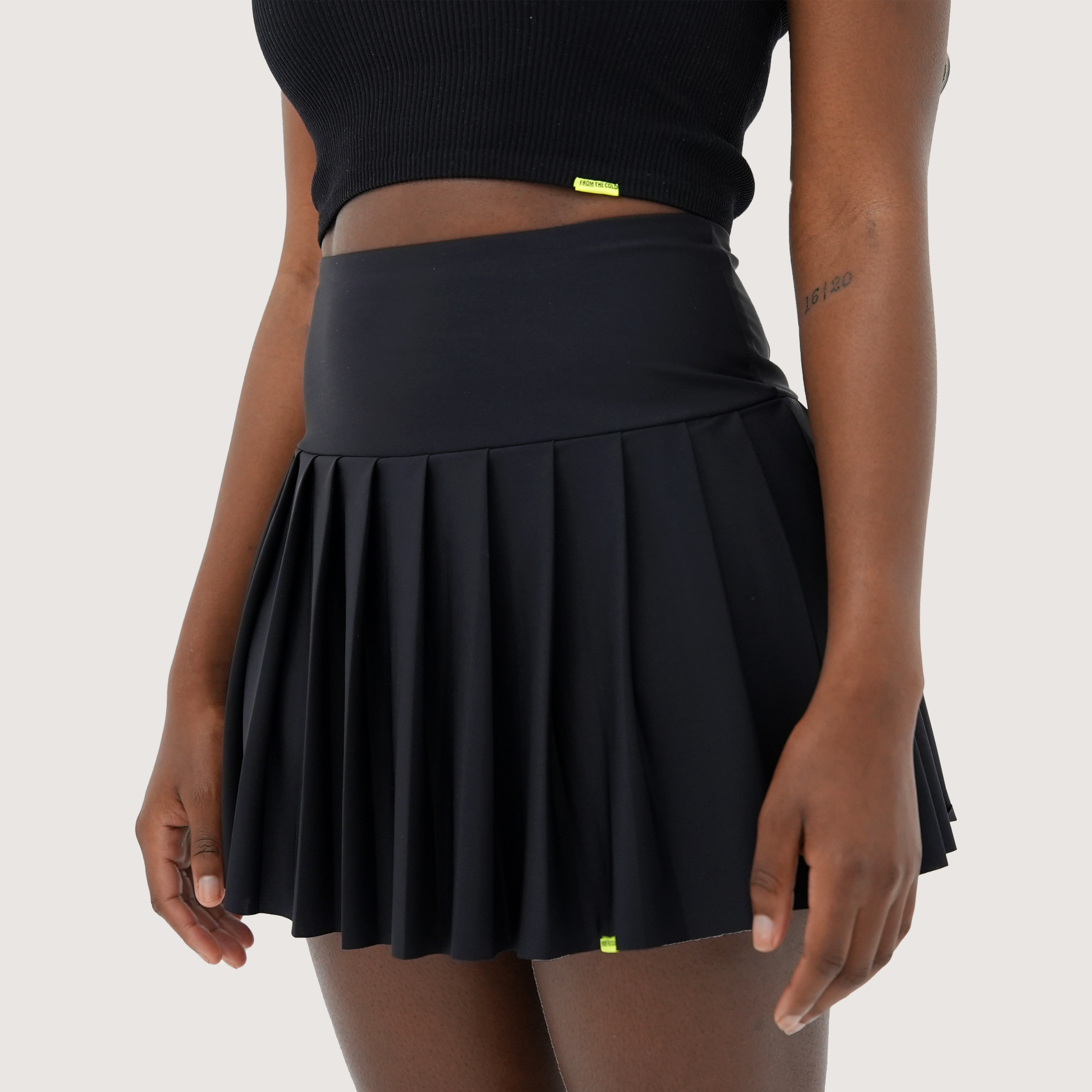 FROM THE COLD TENNIS SKIRT - BLACK